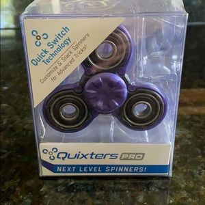 NWT Quixter Professional Fidget Spinner